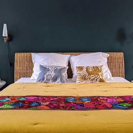Le Clos Du Perret Chaussan ภายนอก รูปภาพ