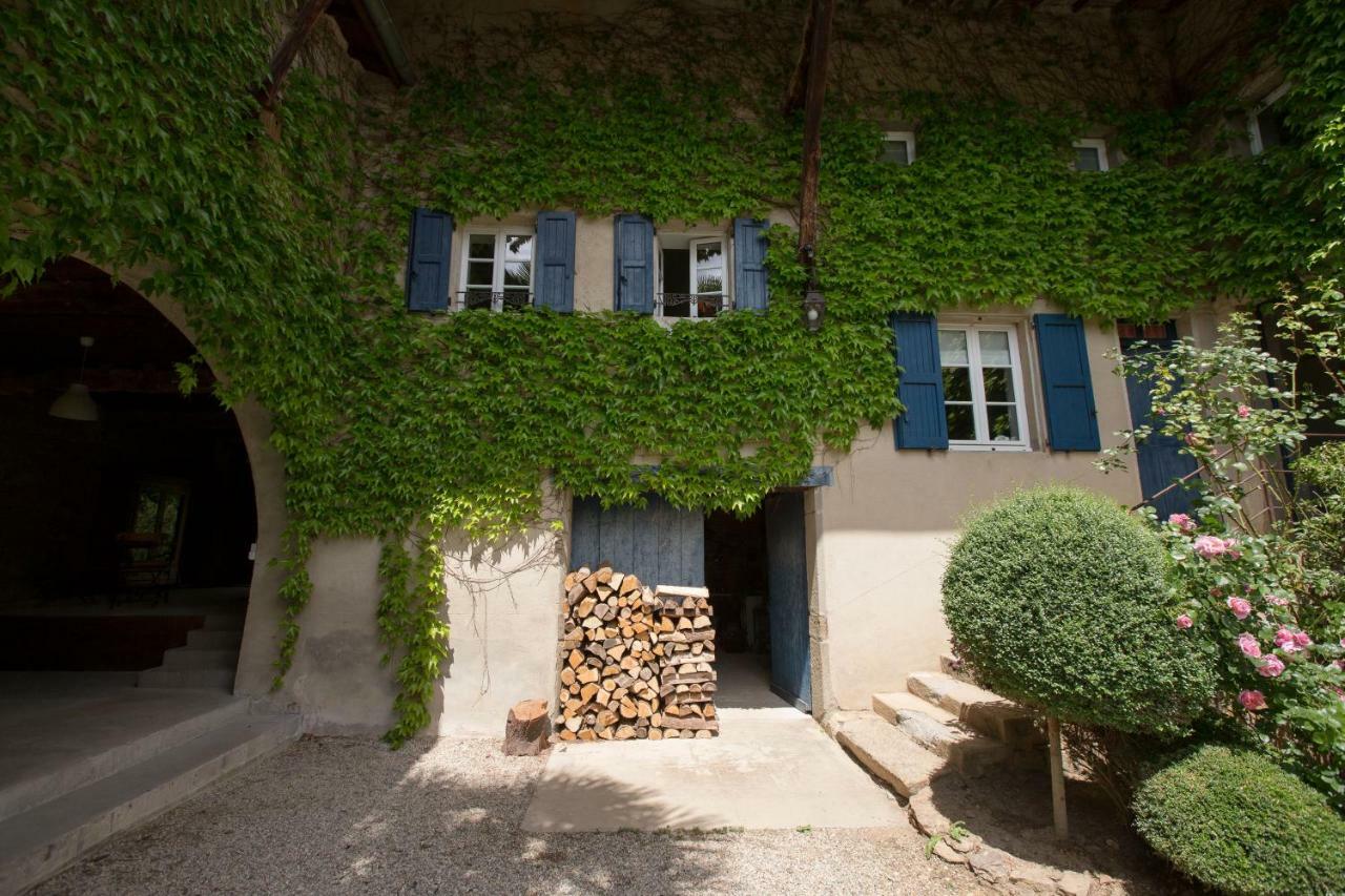 Le Clos Du Perret Chaussan ภายนอก รูปภาพ
